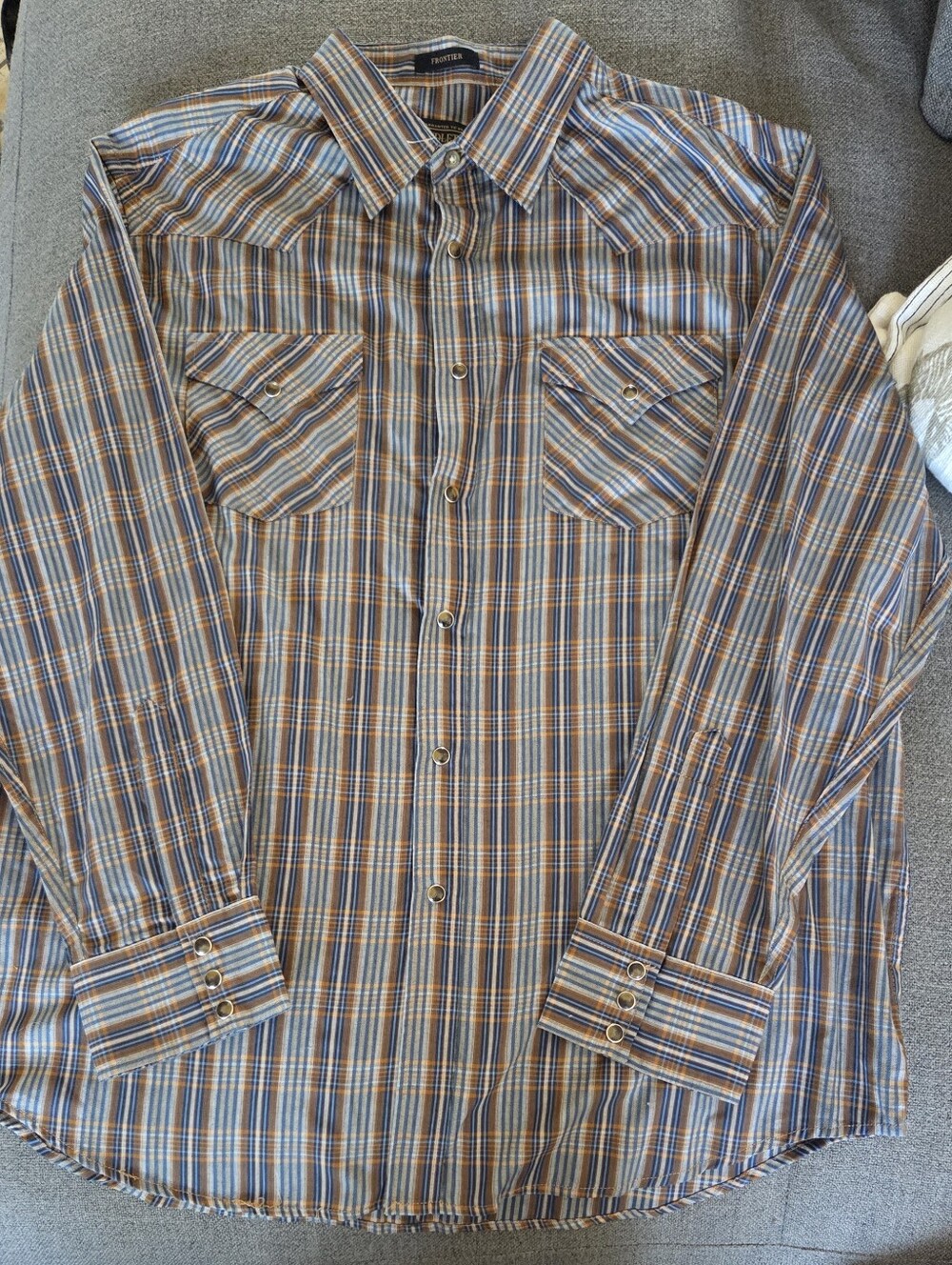 Pendleton Men's Blue and Tan Plaid Western Shirt